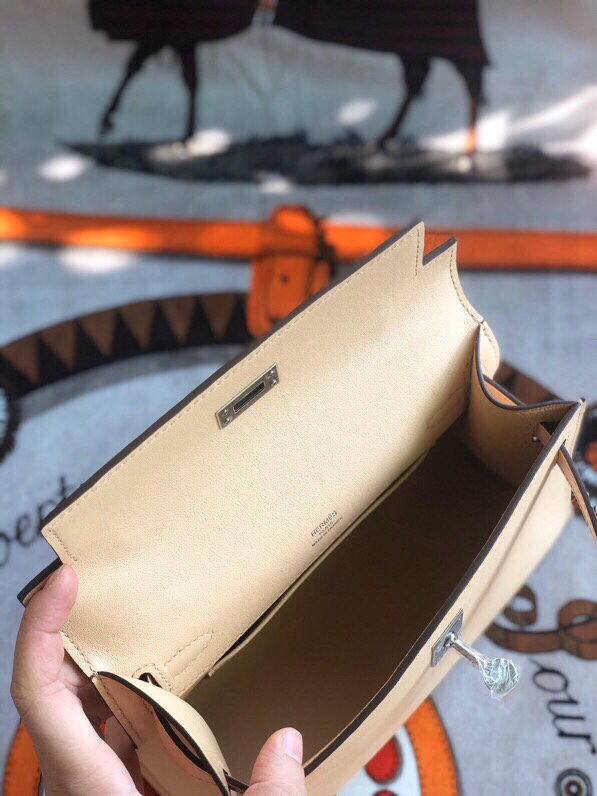 에르메스 미니 켈리백22 트렌치 은장 스위프트